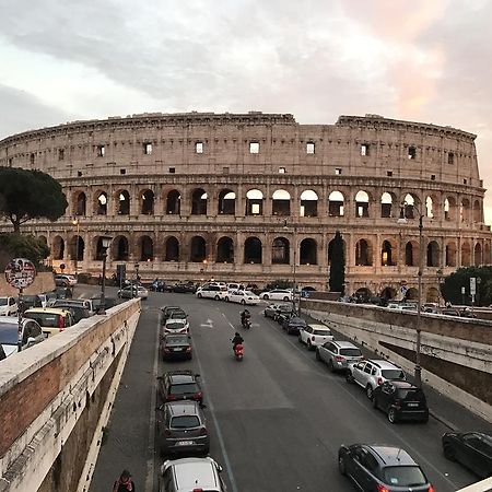 Apartment Polveriera Colosseum Roma Eksteriør bilde