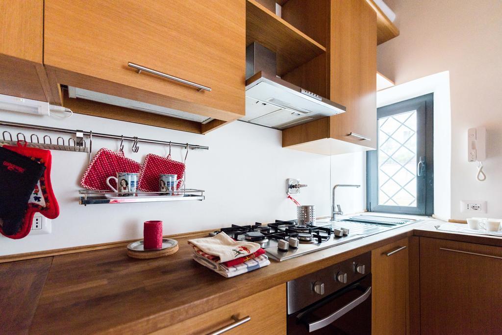 Apartment Polveriera Colosseum Roma Eksteriør bilde
